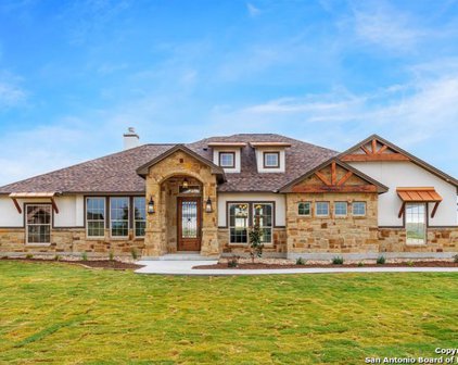 121 Valley View Drive, La Vernia