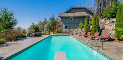 5068 Mathers Way, Abbotsford