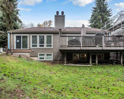9460 Snowberry Court, Burnaby