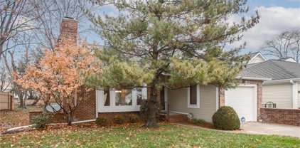 3731 Somerset Drive, Prairie Village