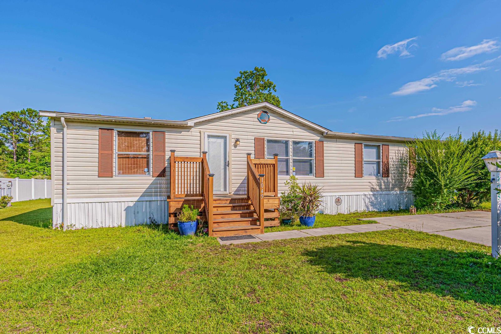 MLS 2310475 Conway Plantation 1045 Palm Dr., Conway Property for Sale