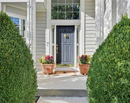21516 W 98th Street, Lenexa