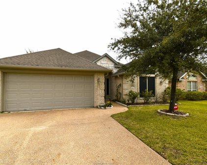 4219 Colchester Court, College Station