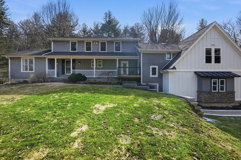 100 South Loomis, Southwick, 01077