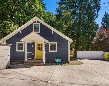 19320 SE May Valley Road, Issaquah
