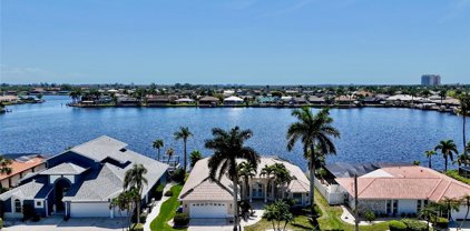 702 SW 52nd Street, Cape Coral
