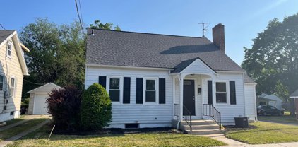 131 E St, Carlisle