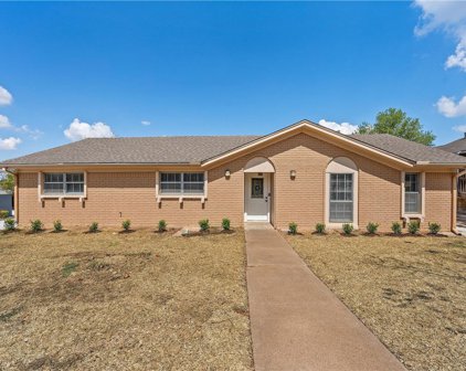 8509 Briargrove  Drive, Woodway