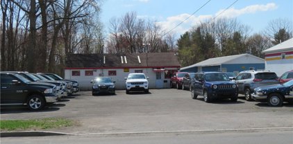 1147 Erie Blvd W, Rome-Inside