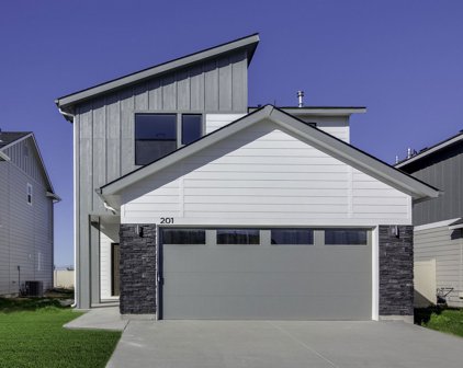 8856 W Eminence Dr, Boise