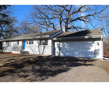 325 Ferndale Road N, Orono