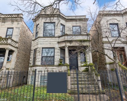 2955 W Logan Boulevard, Chicago