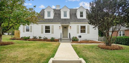 110 E Newlyn Street, Greensboro