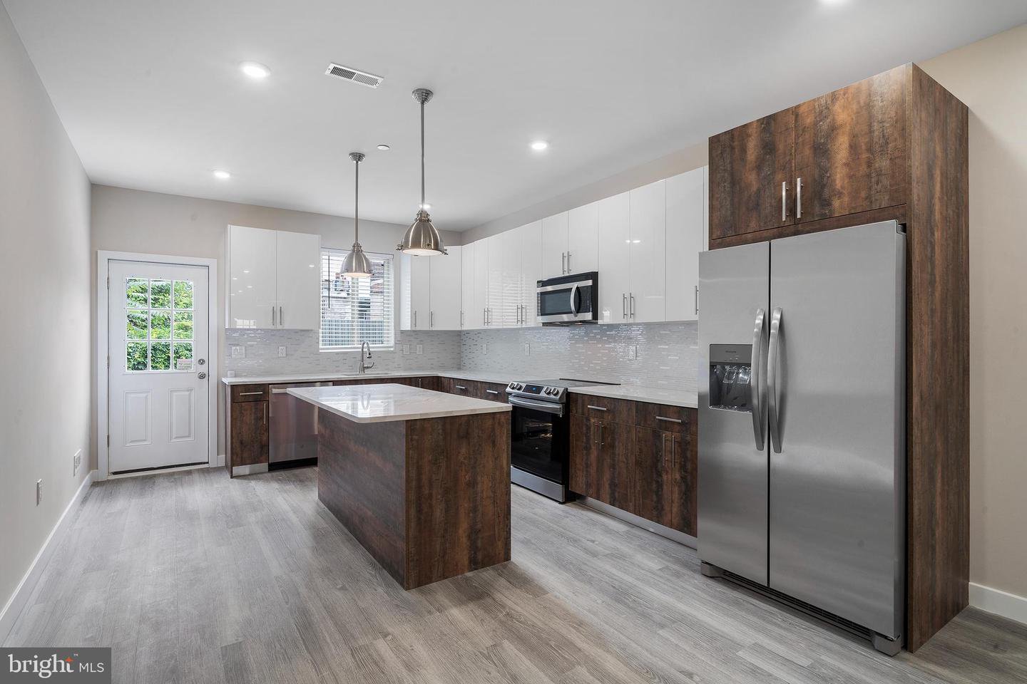 1830 E Cumberland St, Philadelphia, 19125