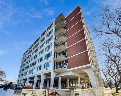 140 Marengo Avenue Unit #604, Forest Park