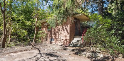 7128 Wolf Road, Burr Ridge
