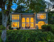 546 McGilvra Boulevard E, Seattle image