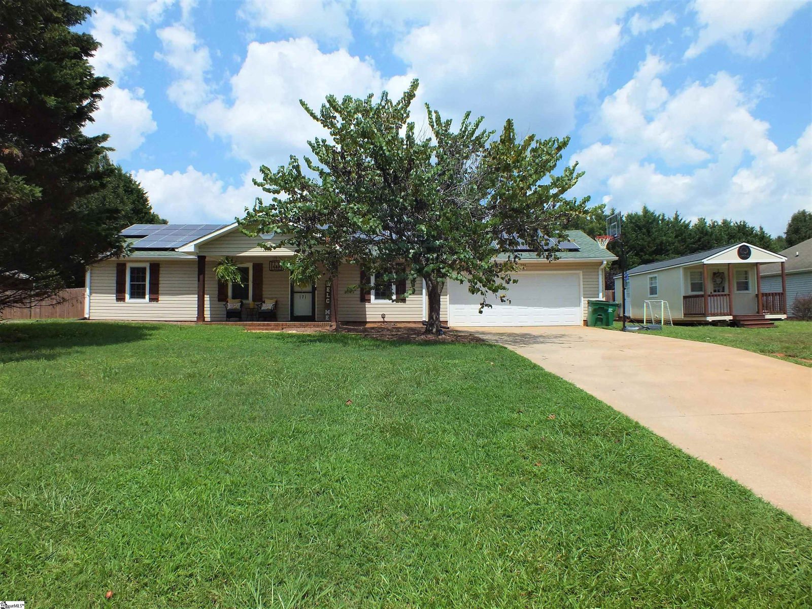 121 Red Globe Lane, Woodruff Home for Sale Peachtree Real Estate