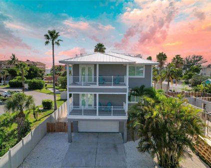 2100 Avenue B, Bradenton Beach