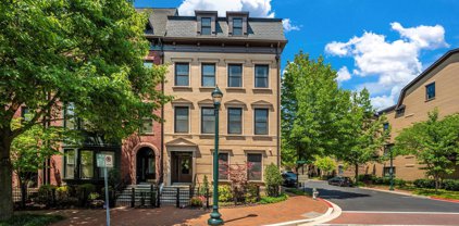 7813 Cadbury Ave, Potomac