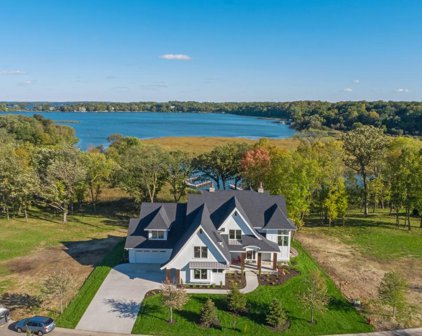 3746 Woodland Cove Parkway, Minnetrista
