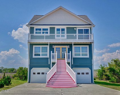 711 S Topsail Drive, Surf City