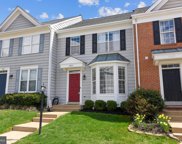 8883 Moat Crossing   Place, Bristow image