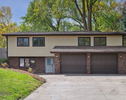 9625 27th Avenue N, Plymouth