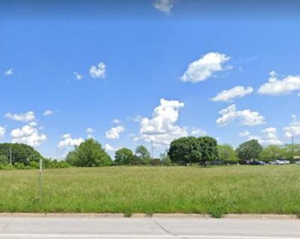 5051 NE Lakewood Way, Lee's Summit