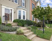 43990 Kings Arms Sq, Ashburn image