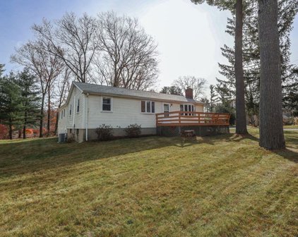 1 Davida Rd, Burlington