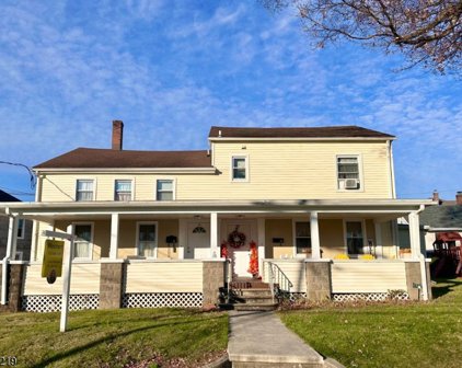 301 E Mcfarlan St, Dover Town