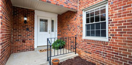 720 Hunter Ct Sw, Vienna