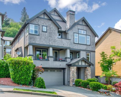 711 Lingering Pine Drive NW, Issaquah