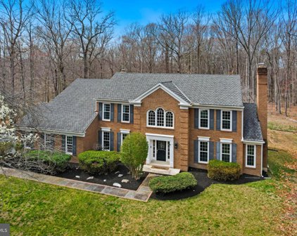 9830 Hampton Rd, Fairfax Station