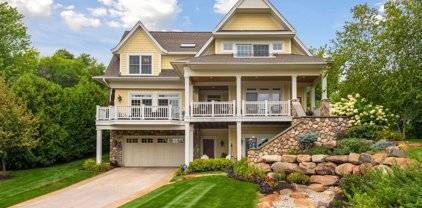5160 Greenwood Circle, Greenwood