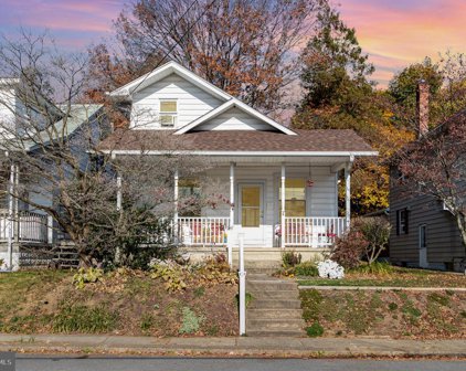 3410 Schoolhouse Ln, Harrisburg
