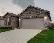2930 Mandra Lane, Fresno image