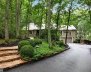 6 Strafford Circle   Road, Medford image