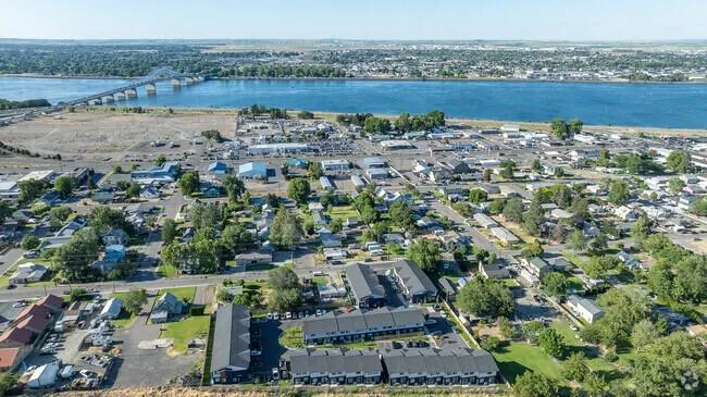 Richland Kennewick Pasco WA duplex triplex and fourplex properties