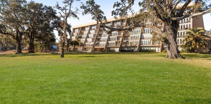 520 Beach Boulevard 208, Biloxi