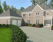 2 Piping Rock Way, New Rochelle image