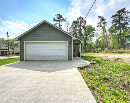 4674 Ben Milam Road, Willis