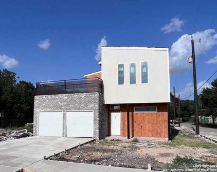 120 Pierce Ave Unit A, San Antonio