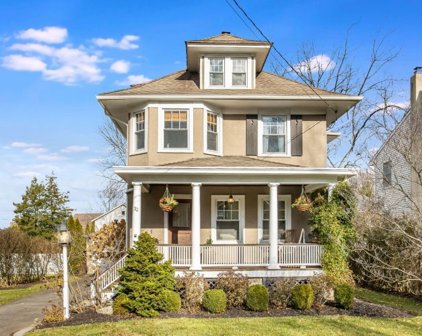 32 Orchard Rd, Chatham Boro