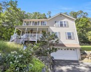 93 Reeve Ave, Bloomingdale Boro image