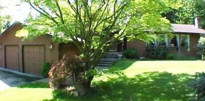 18459 SE 43rd, Issaquah