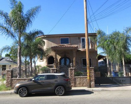 12347 Sylvan Street, North Hills
