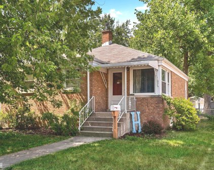 9440 Washington Avenue, Brookfield