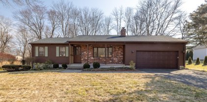 118 Forest Hill Road, Agawam